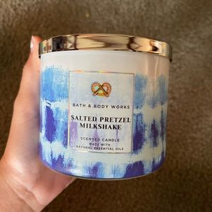 BBW Salted Pretzel Milkshake Candle
